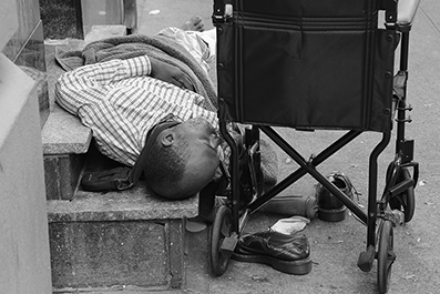 Homeless : Street Life : New York : Personal Photo Projects : Photos : Richard Moore : Photographer